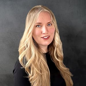 Elise Kova Elise Kova